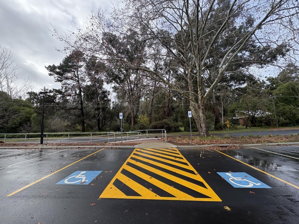 Grange Rd disabled car bays
